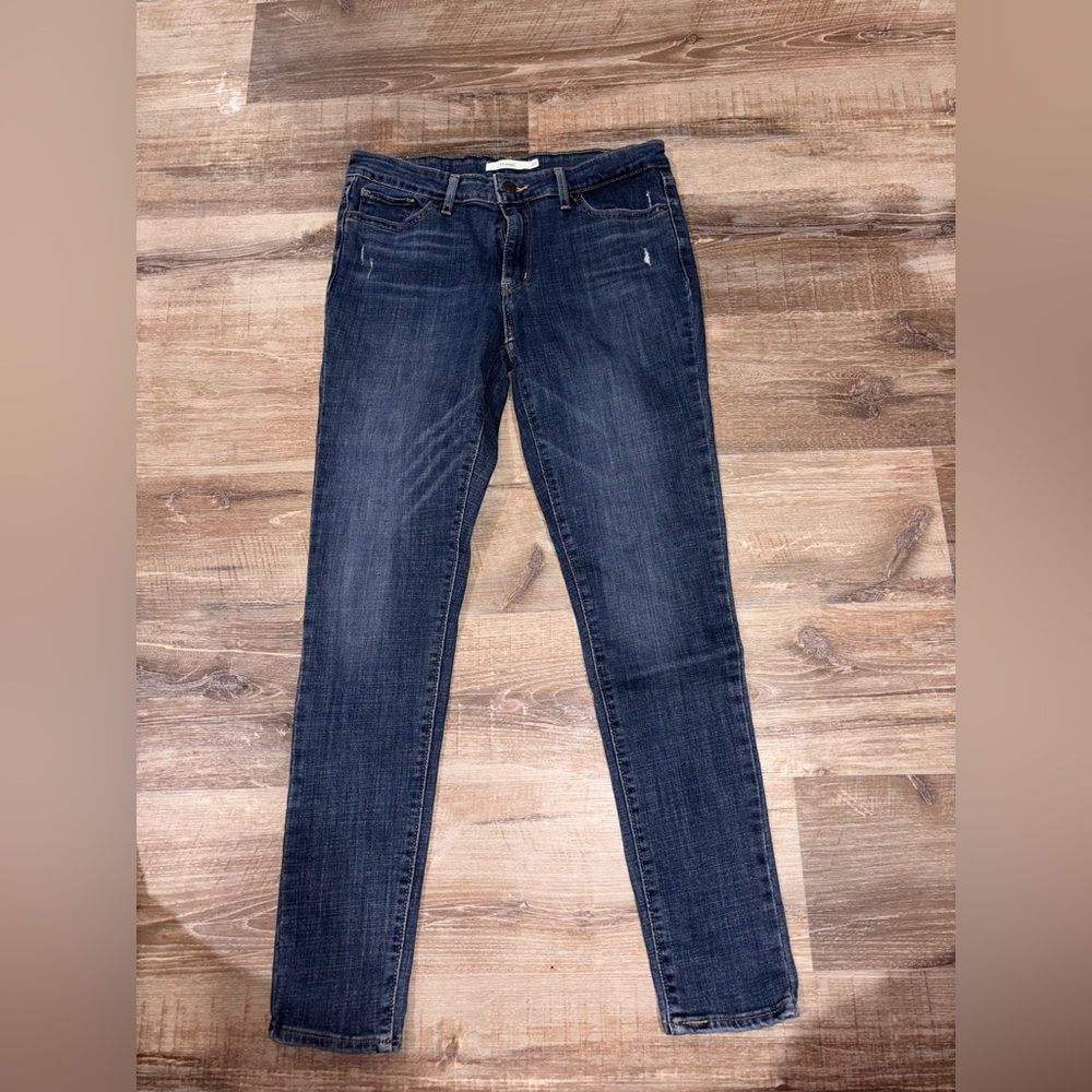 Levi's Women's Skinny Jeans in Dark Indigo Wash